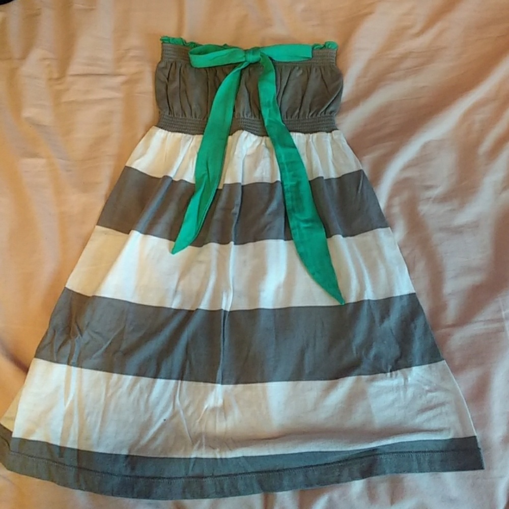 4/$25!!! Striped strapless / halter top